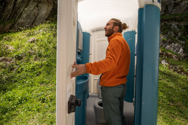 Best Porta potty delivery and setup  in Pflugerville, TX